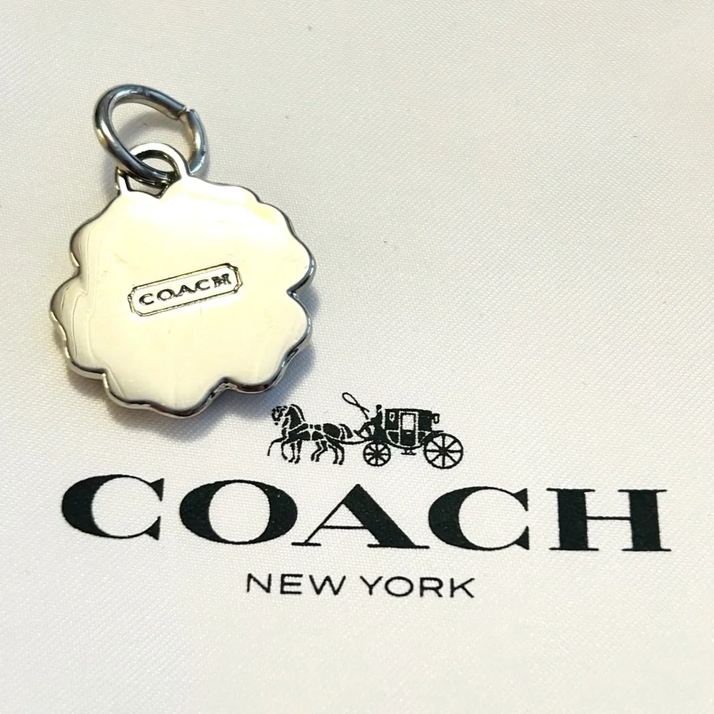 💰SOLD💰RARE Coach Hawaiian Flower Charm - Picture 7 of 8